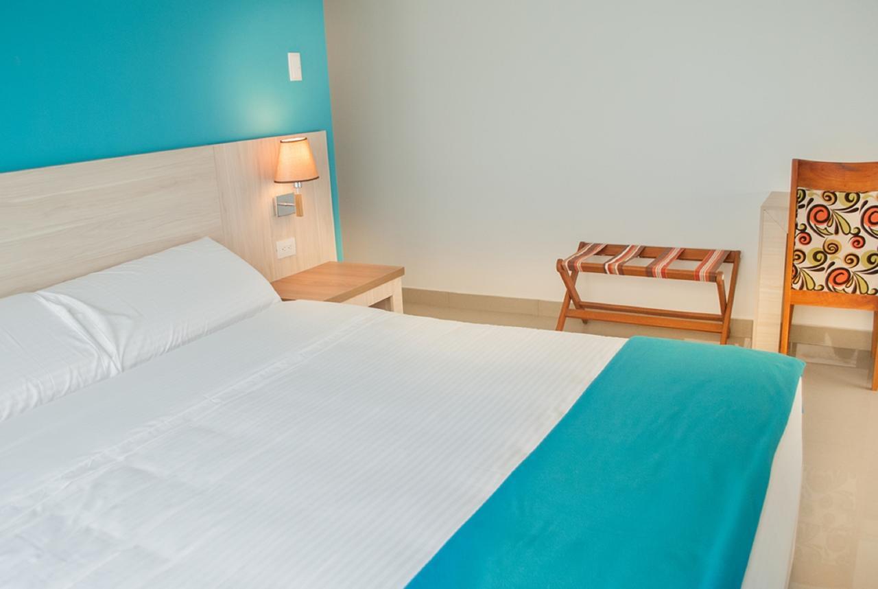 Hotel - Centro Comercial Punta Del Mar Salinas (Santa Elena) Cameră foto