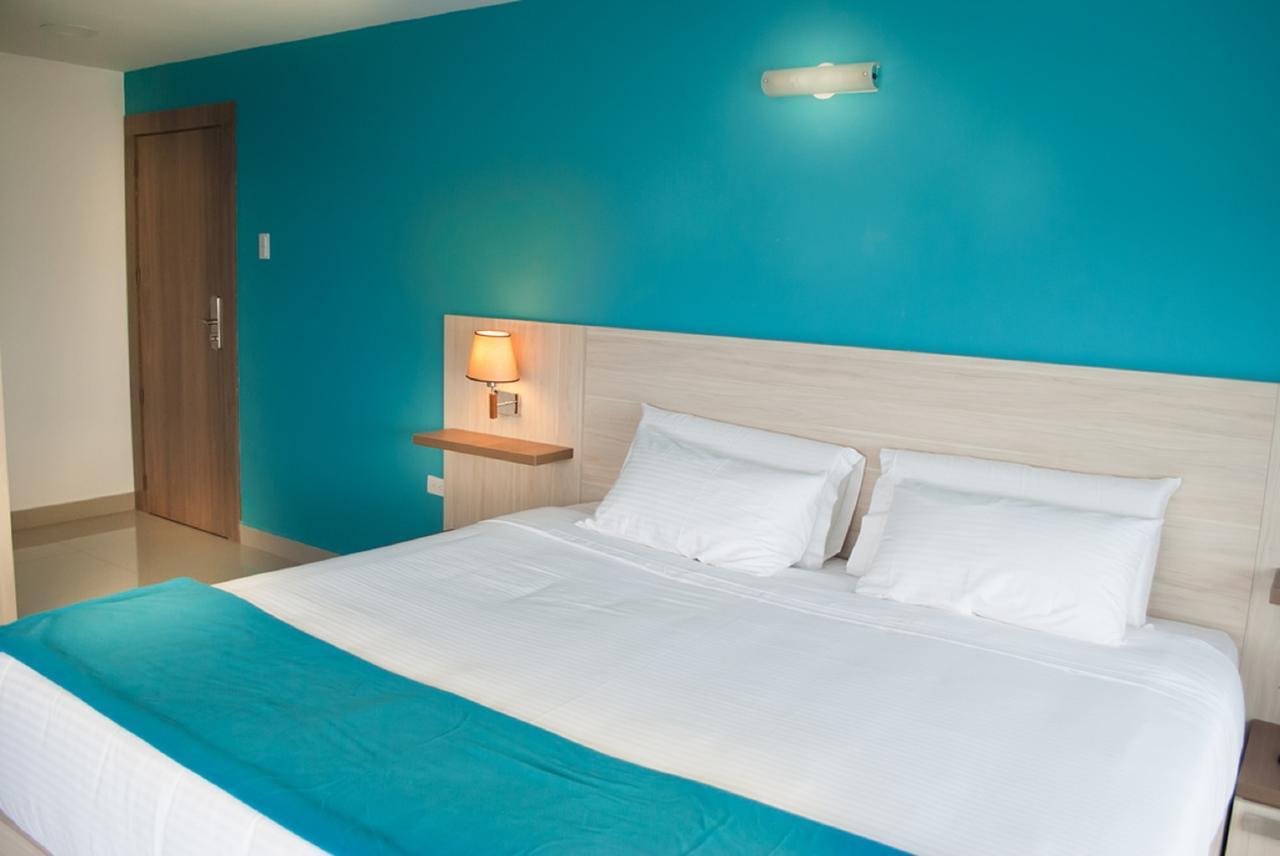Hotel - Centro Comercial Punta Del Mar Salinas (Santa Elena) Cameră foto